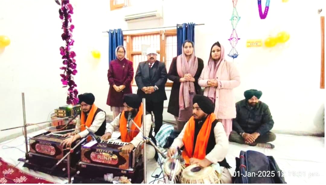 सिविल सर्जन कार्यालय में श्री सुखमनी साहिब का पाठ करवाकर नववर्ष का स्वागत किया
